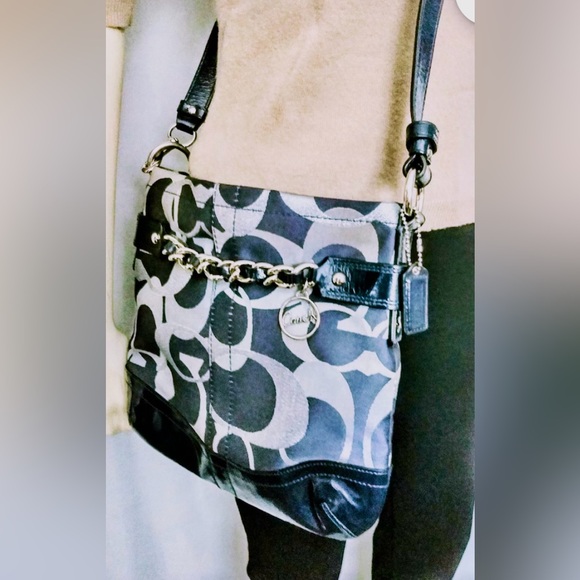 Coach Signature Vintage Chain bag F19820. Rare purple crossbody. - Picture 9 of 11